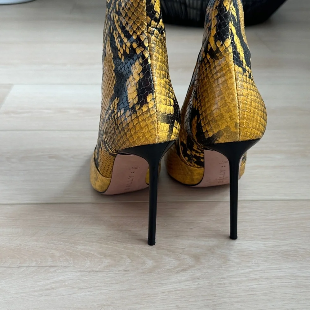 BALLY Heel Women’s Barbra Knee High Leather Python Boot 38 Marigold Yellow - Picture 7 of 12